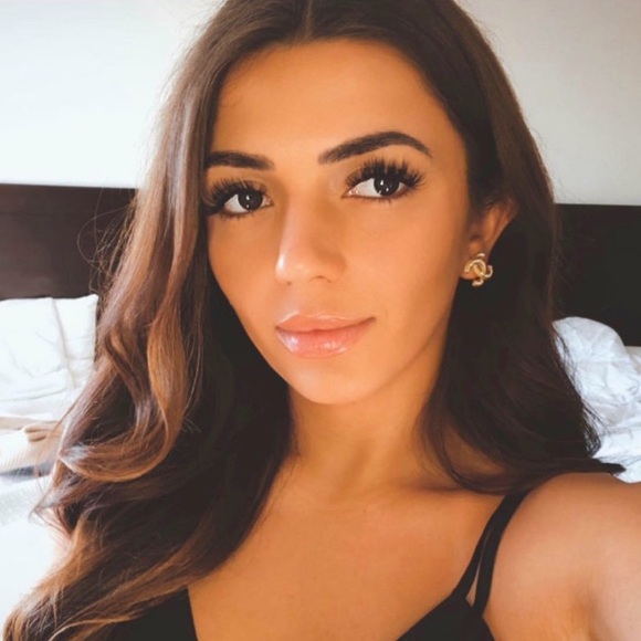 Burcu 🧿 - Picture 1 of 1